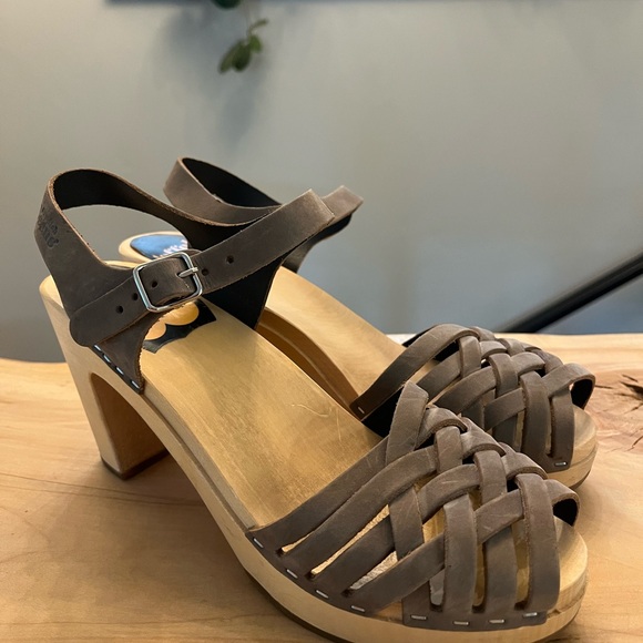 Swedish Hasbeens Shoes - Swedish Hasbeens Braided Sky High wooden shoes 39